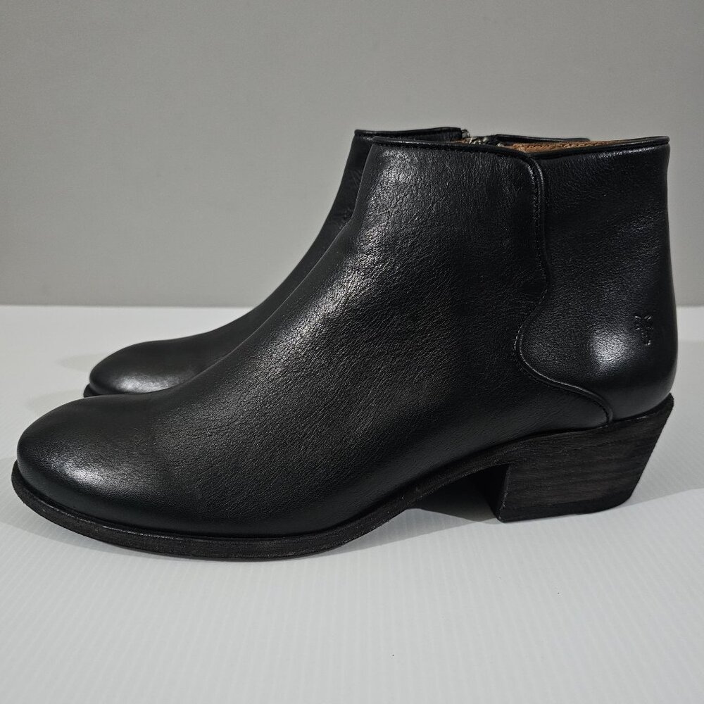 Frye Black Leather Ankle Boots | Excellent Condition - Picture 4 of 7